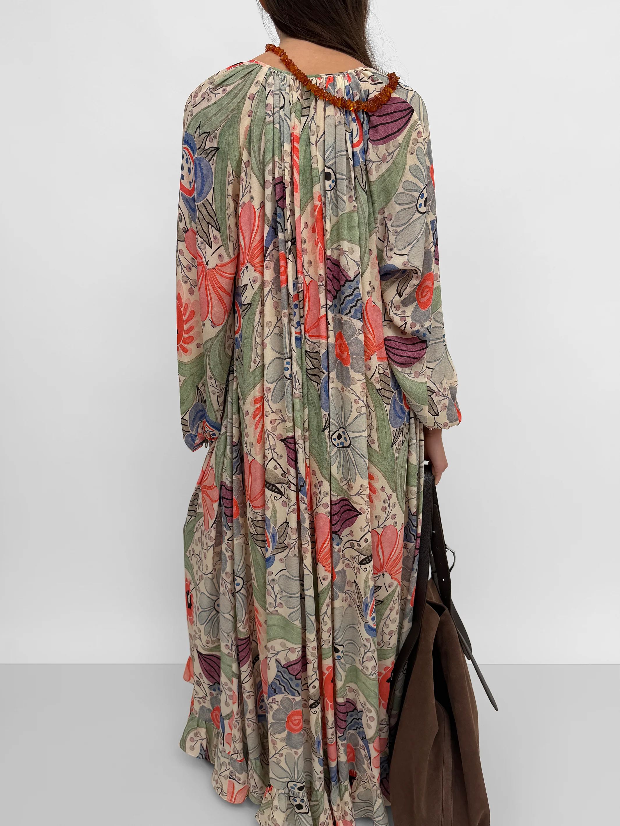 The Amora light silk dress in print - Image 3