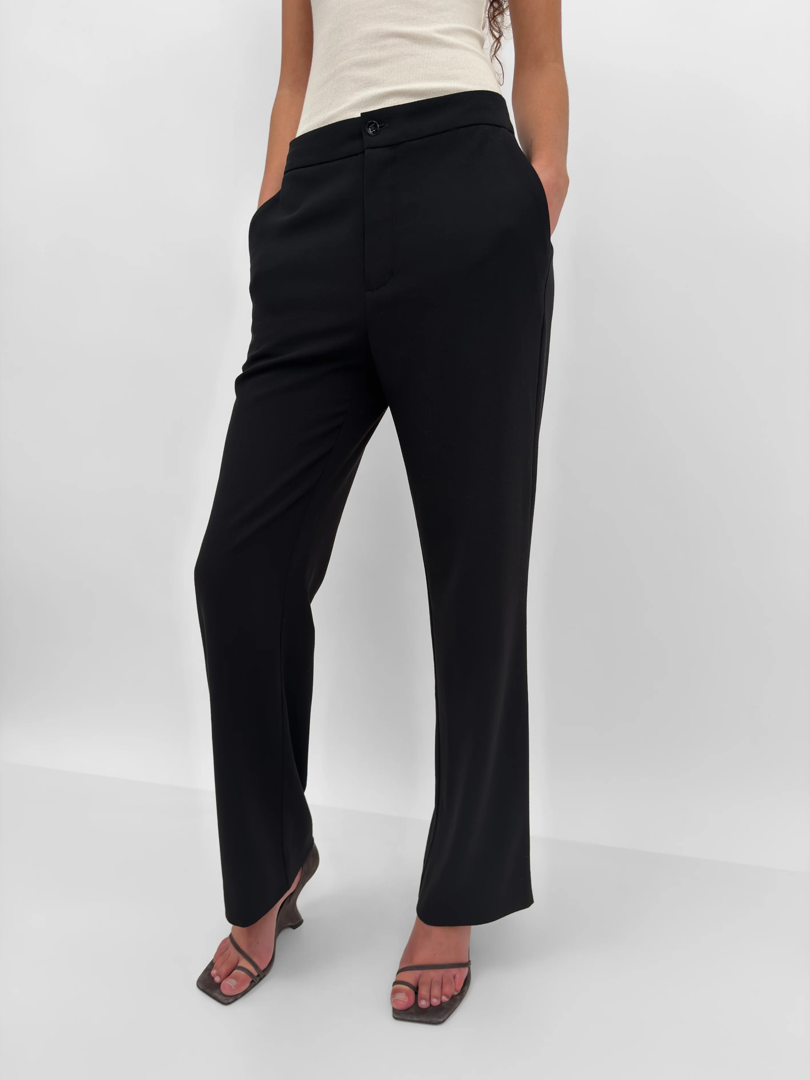 The Aniara soft crepe pant - Image 3