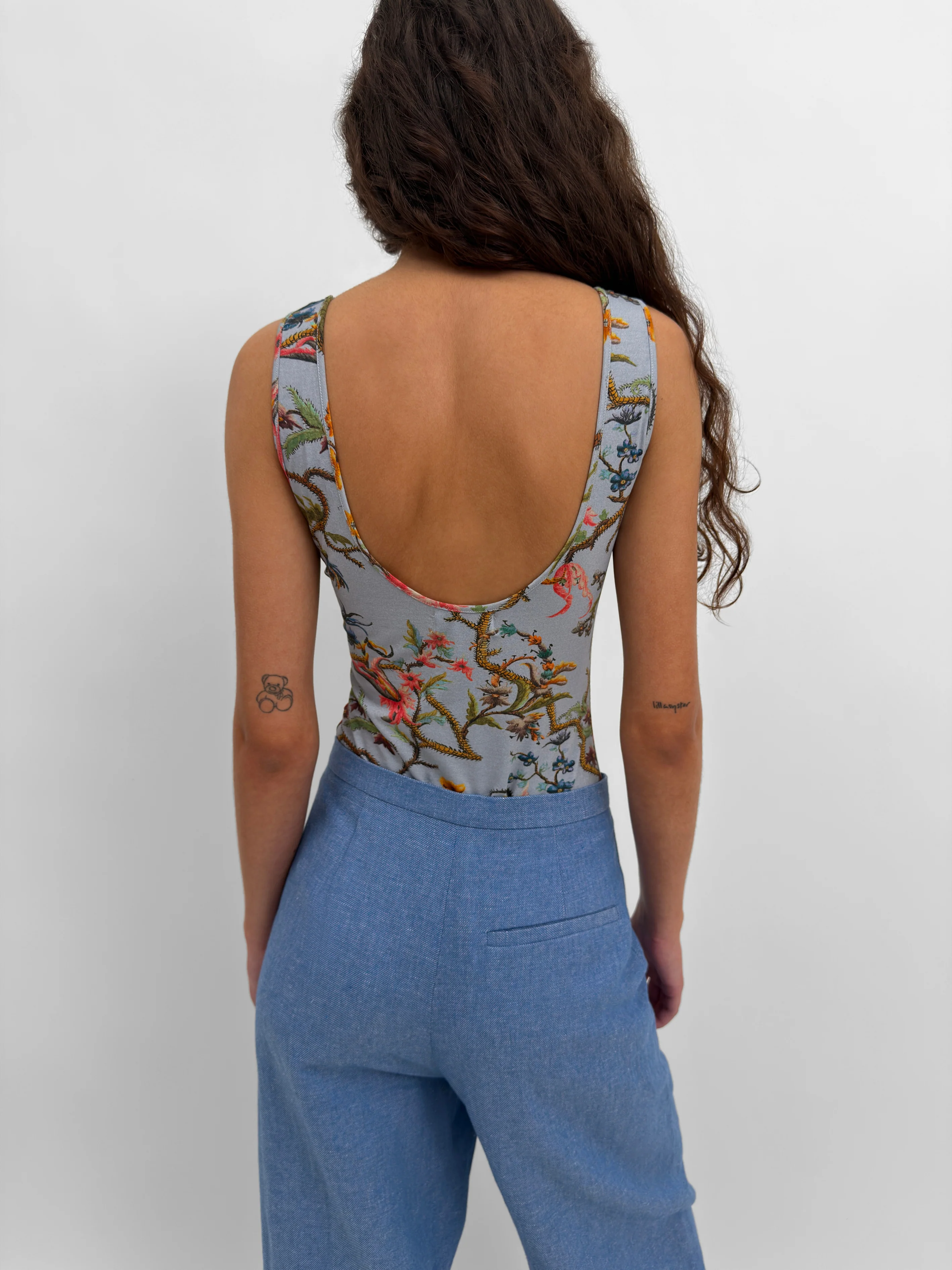 The Dasha body in Trailing - Image 3
