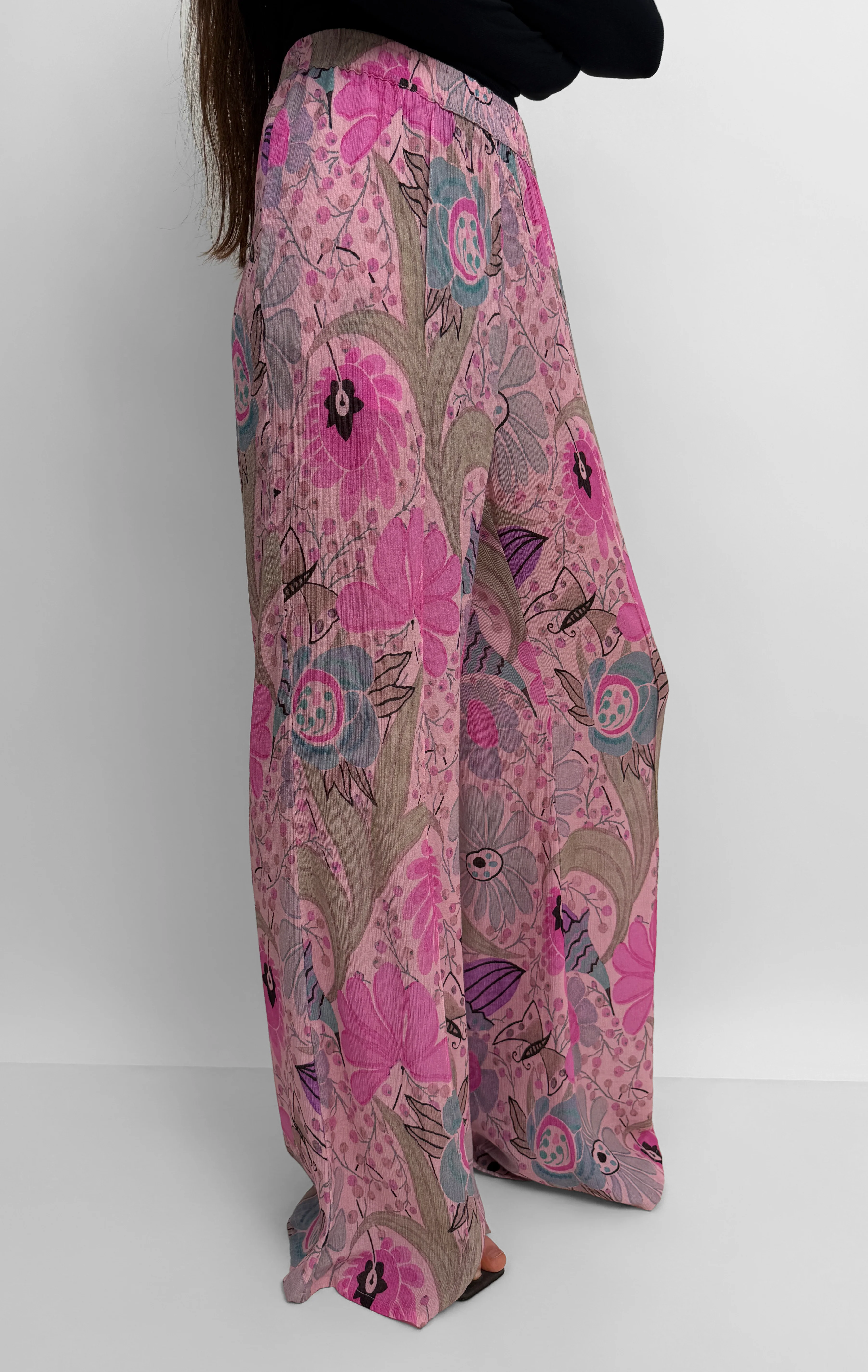 The Ezra dressed track pant in Ducharne - Image 3