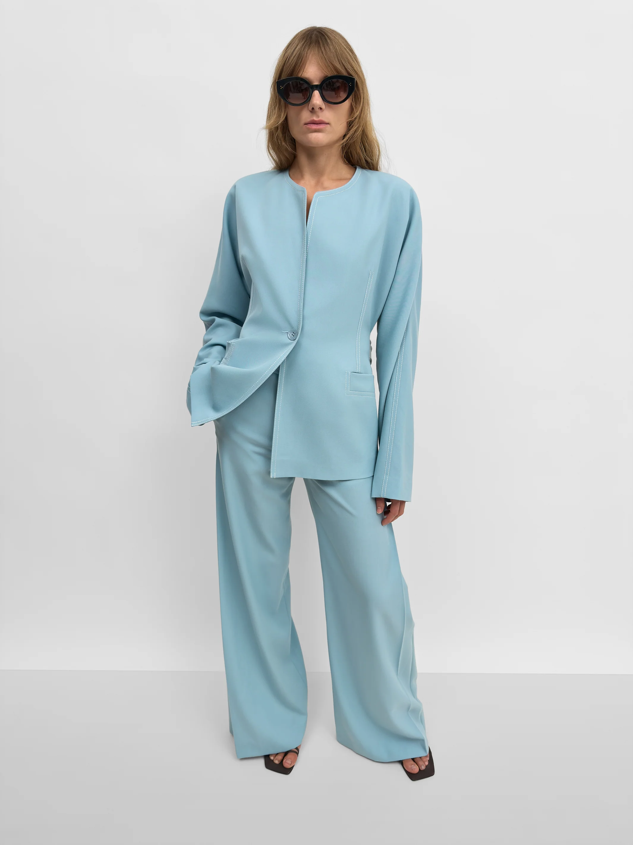 The Faro cinched blazer jacket - Image 4