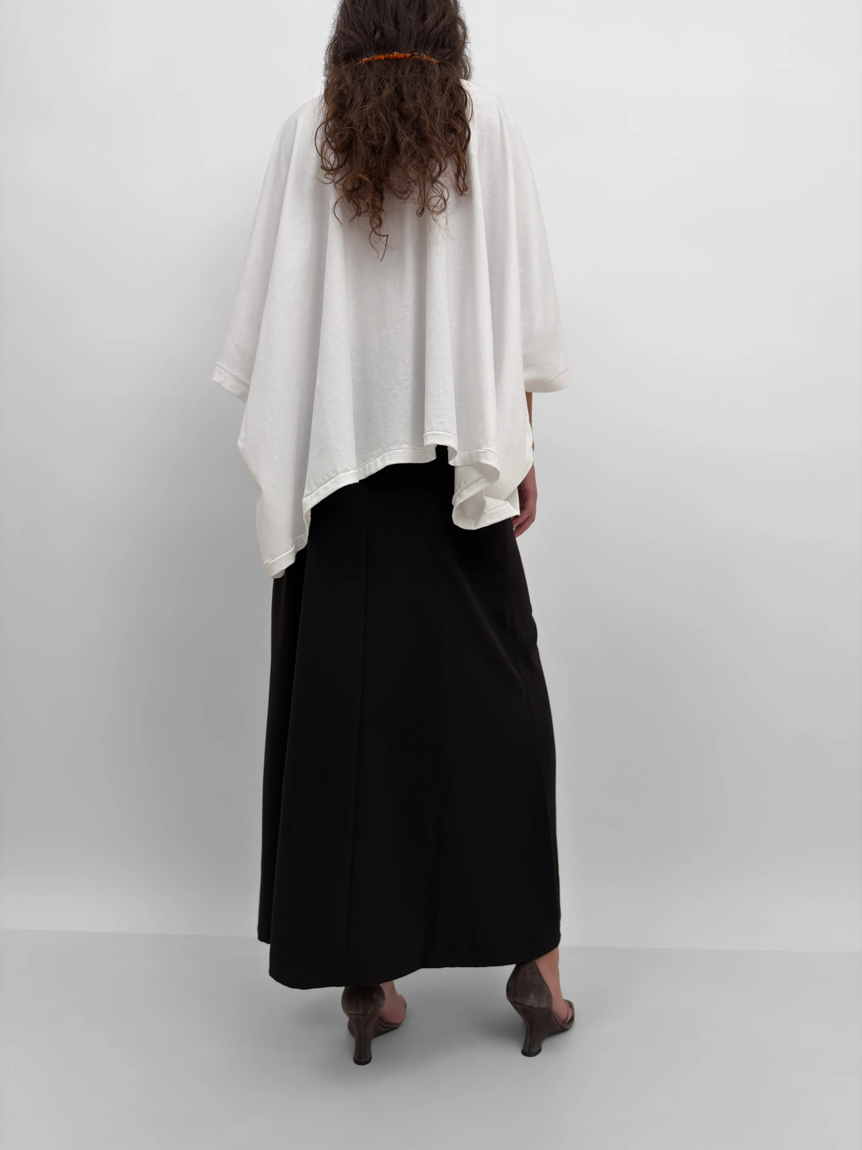 The Marielle fluid bell skirt - Image 4