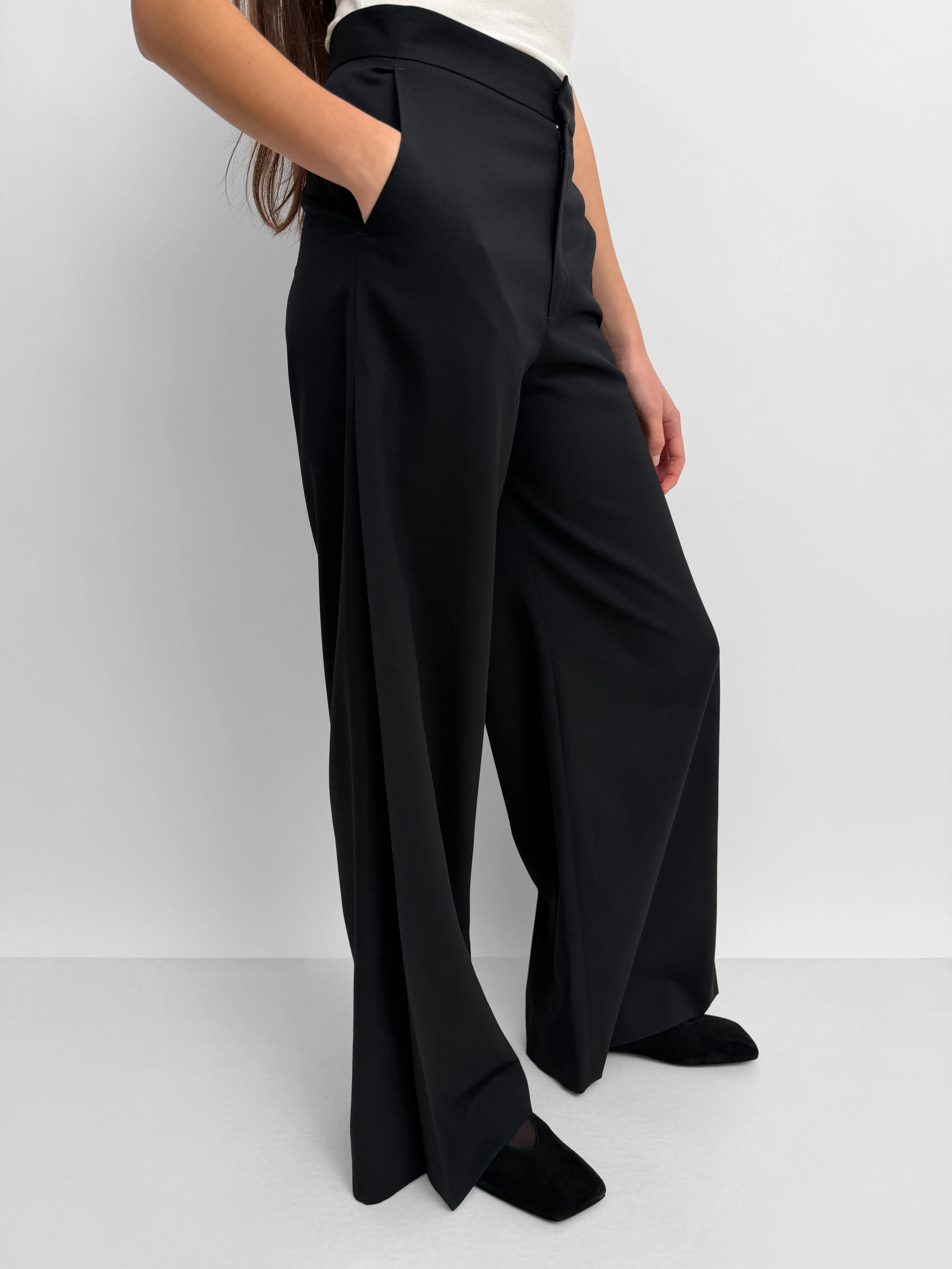 The Nora fluid pant - Image 4