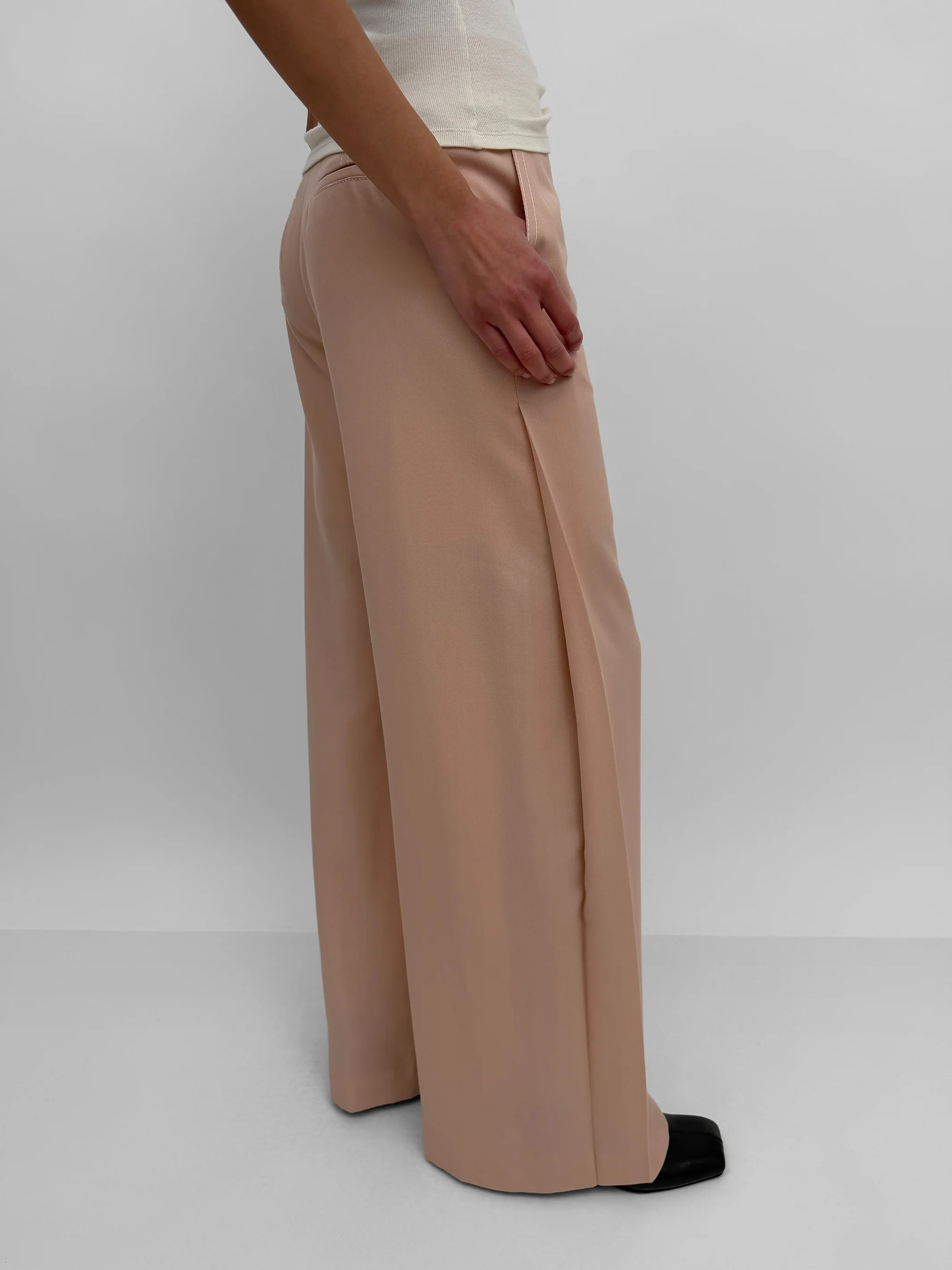 The Nora fluid wool blend pant - Image 4