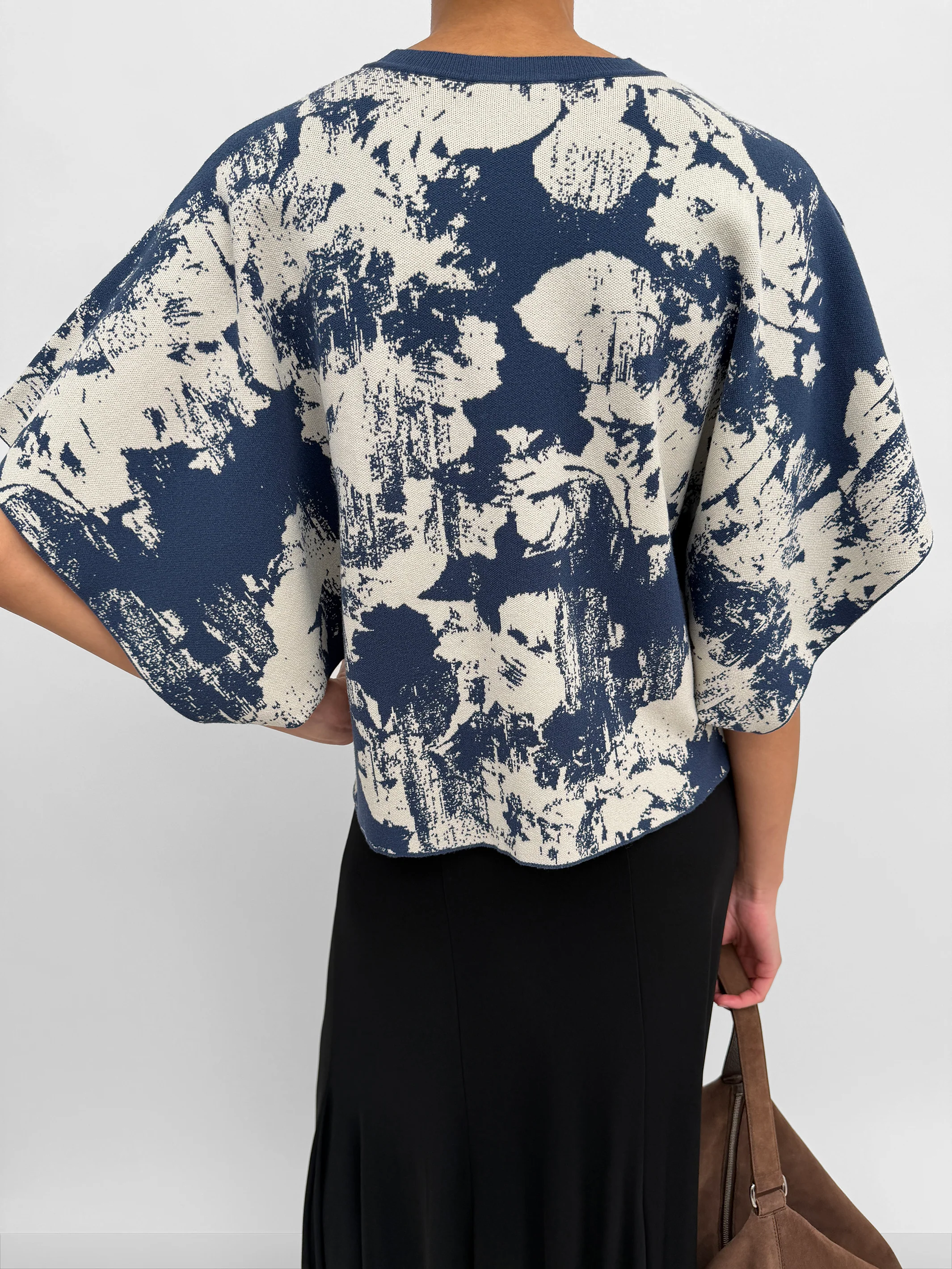 The Poppi denim flower top - Image 3