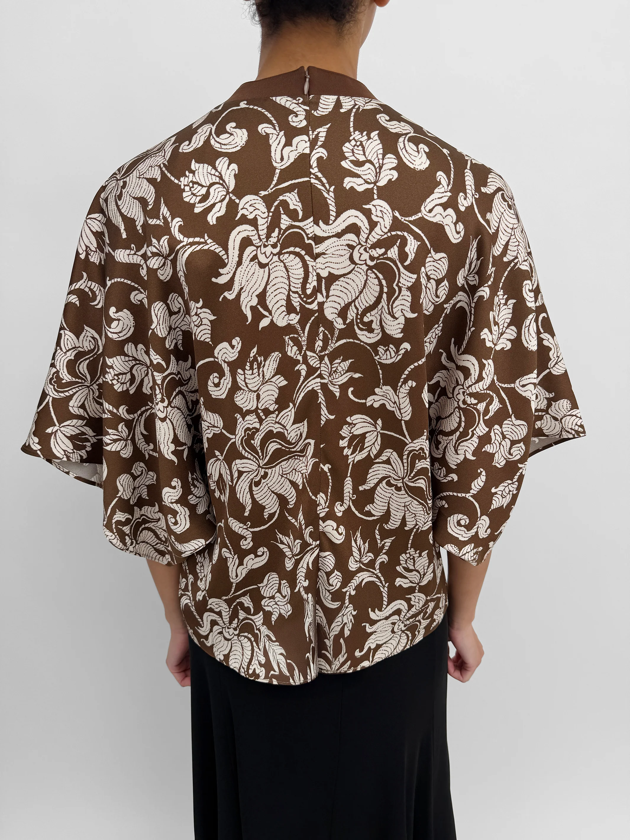 The Poppi top in French Lily - Image 3