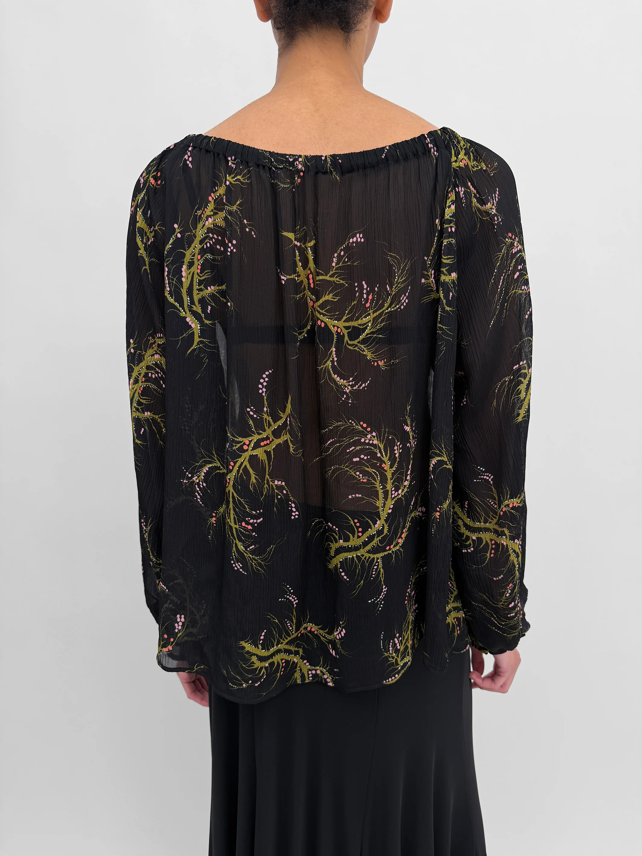 The Salvia plissé singoalla top in Seaweed - Image 3