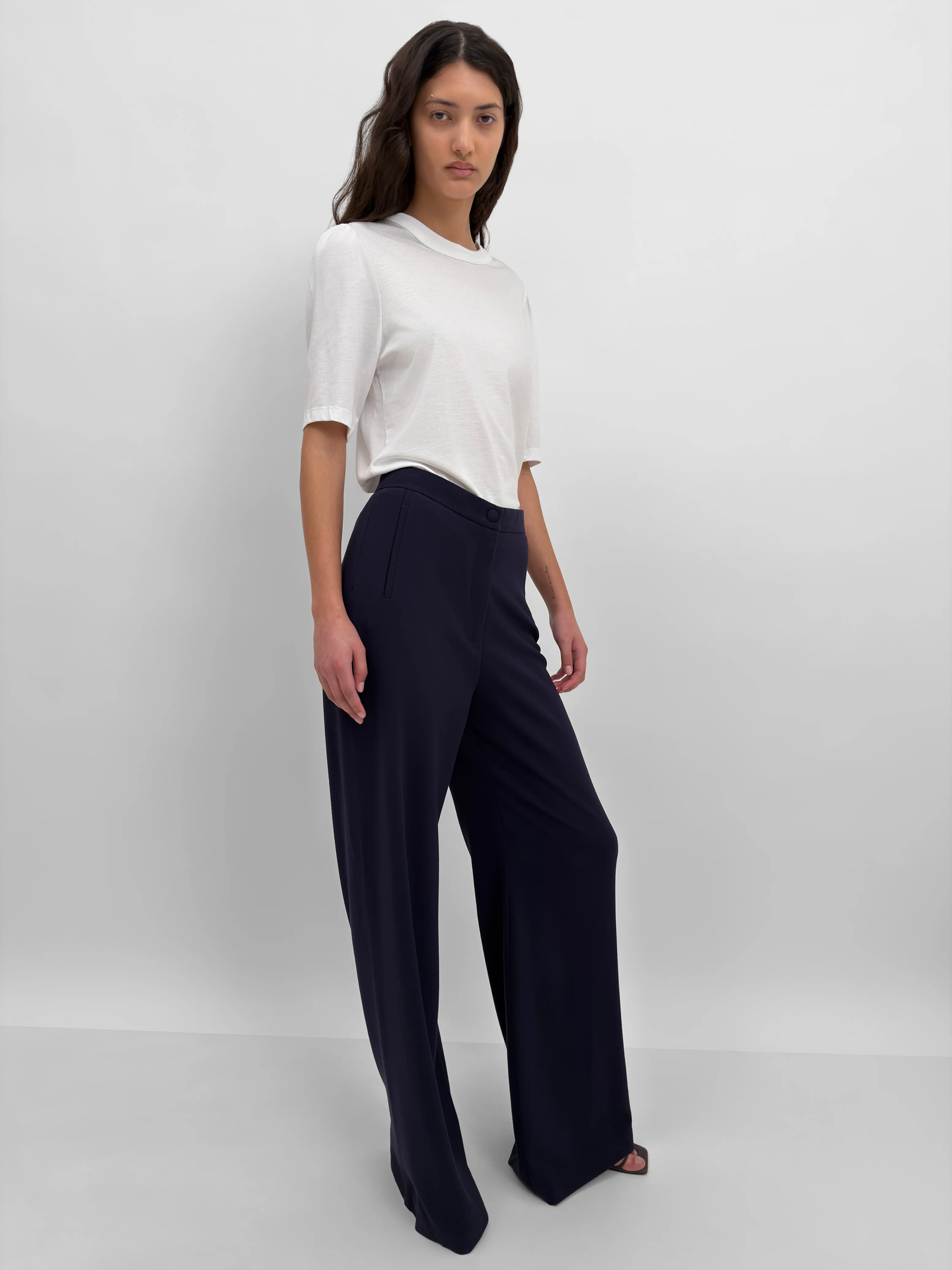 The Sini soft suiting pant - Image 3