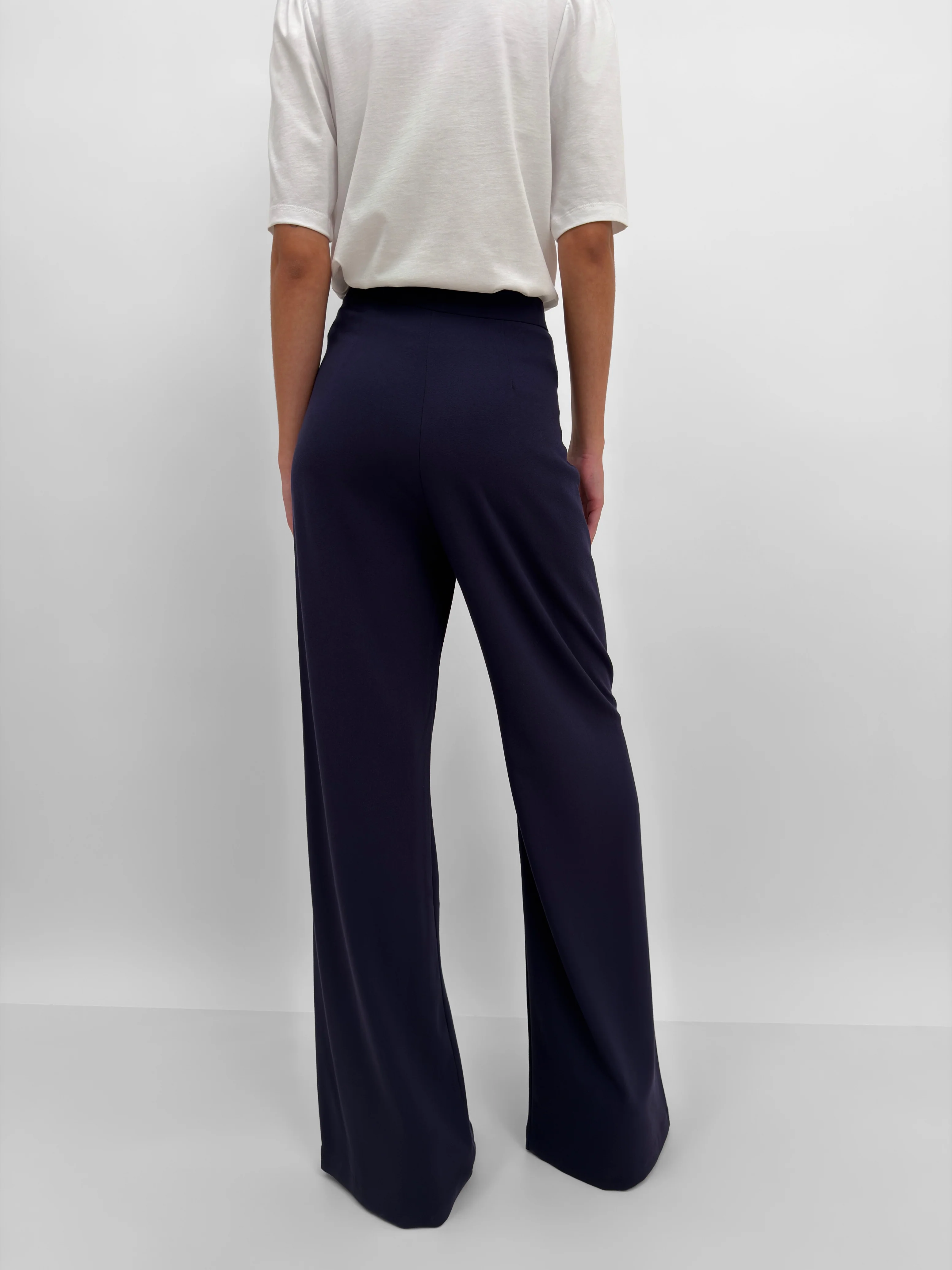 The Sini soft suiting pant - Image 5