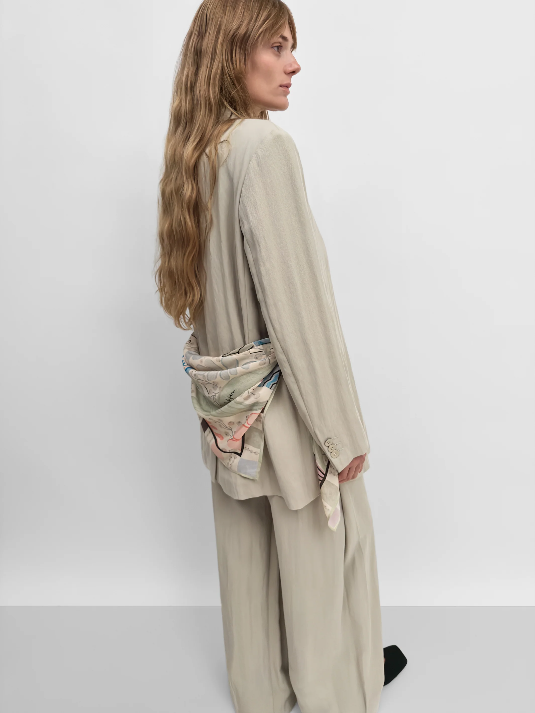 The Stand tencel constructed blazer - Image 3