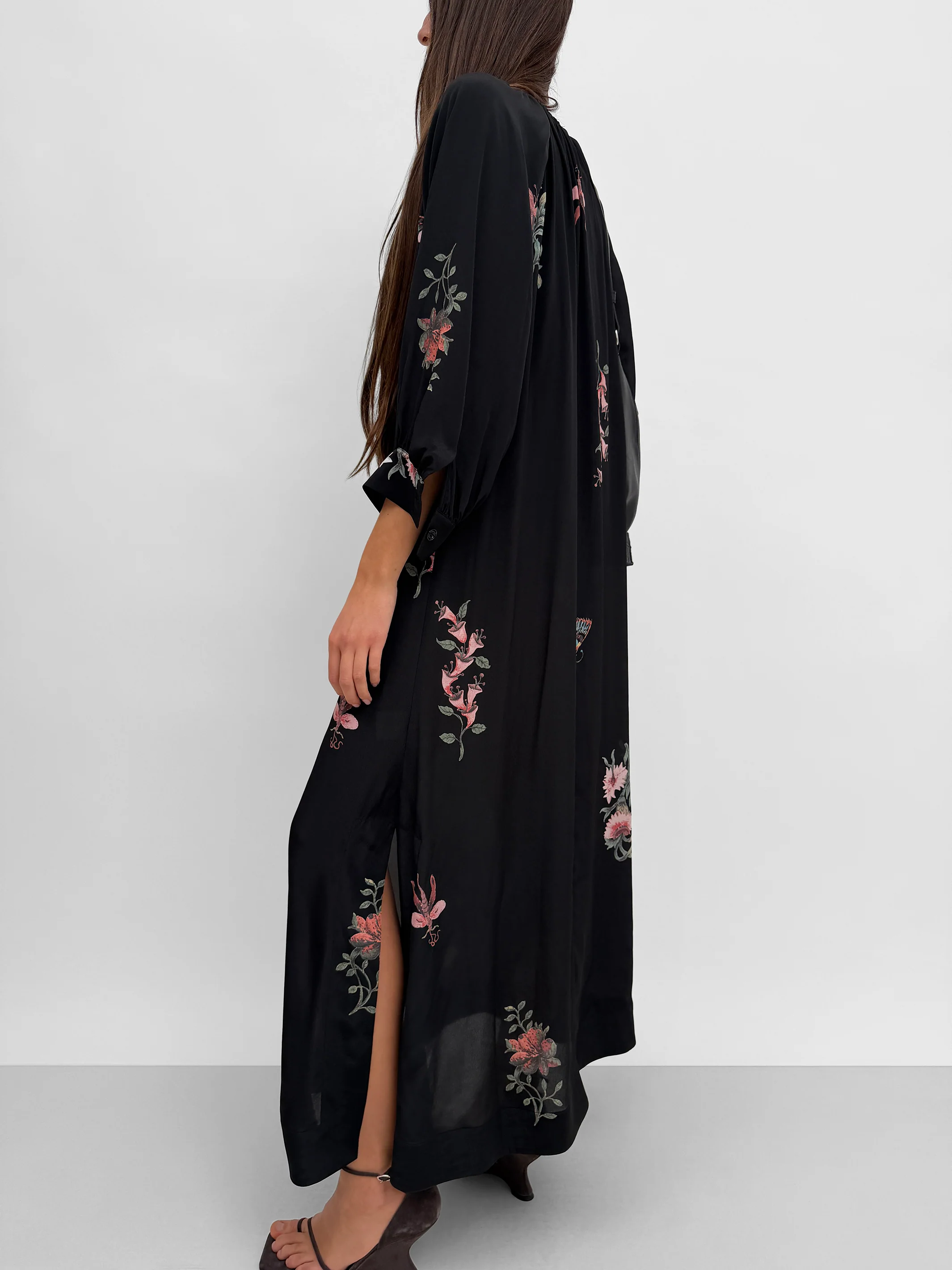 The Windy light silk dress in Duchess - Image 3