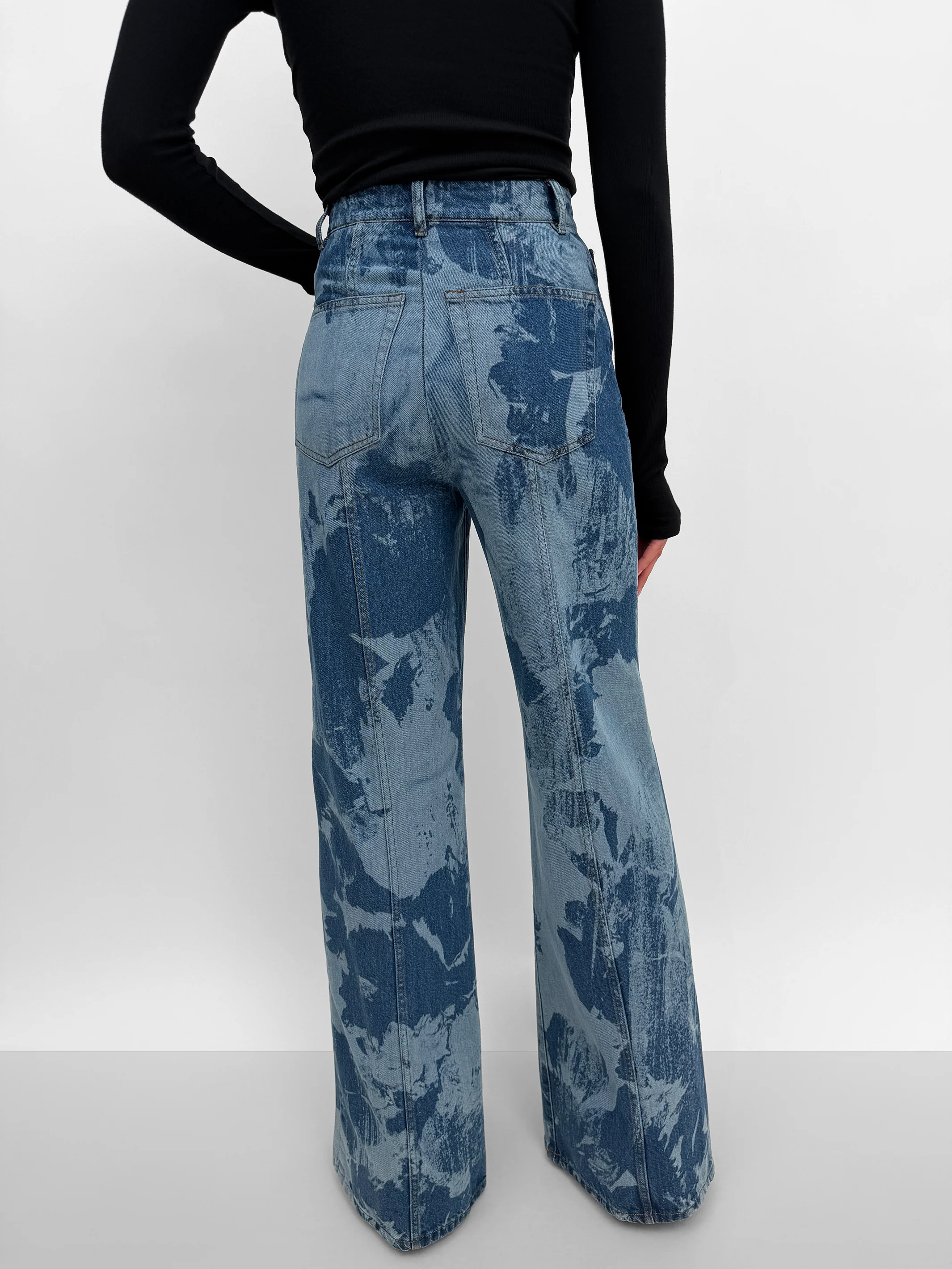 The Wiona denim flower pant - Image 3