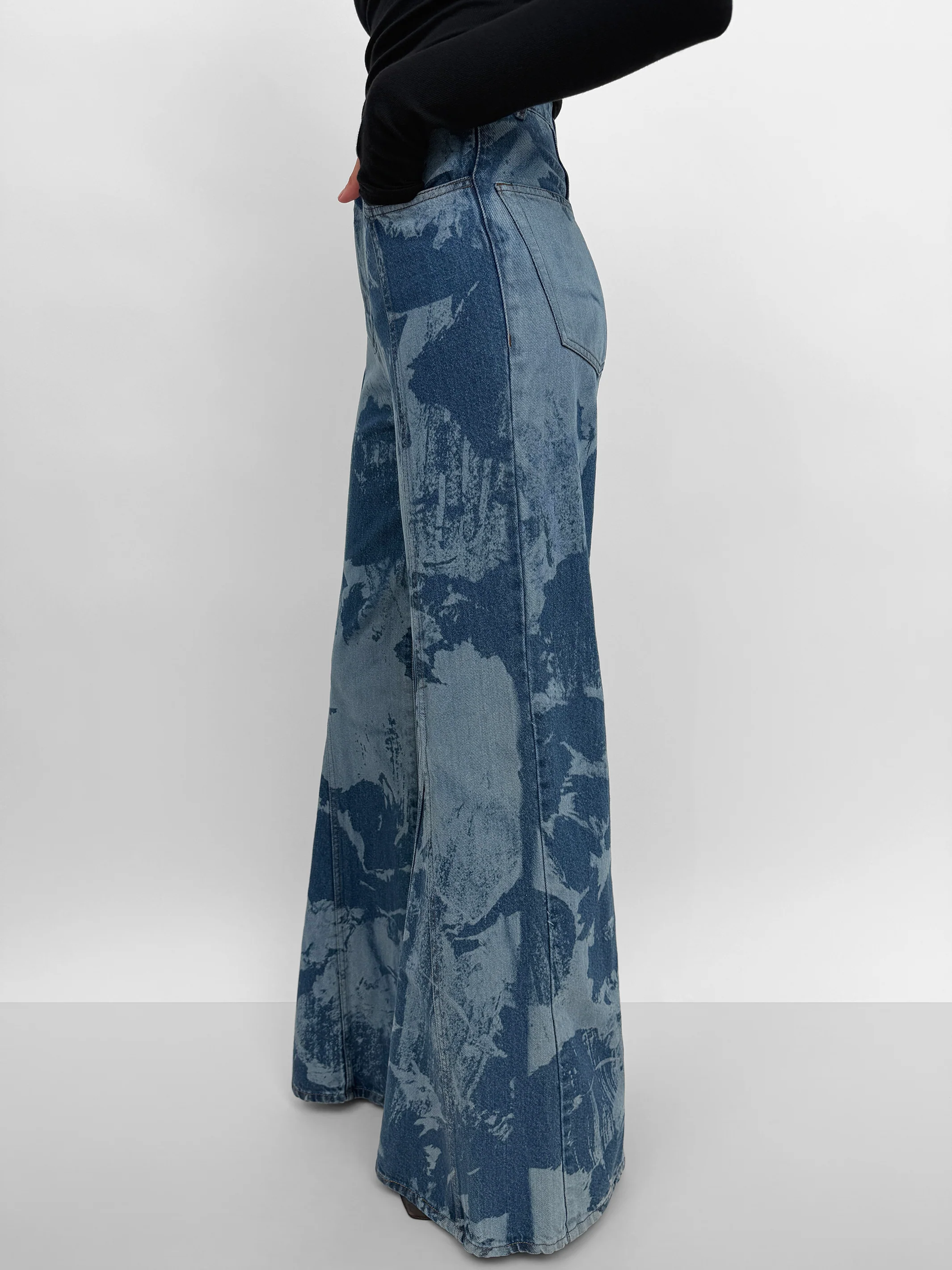 The Wiona denim flower pant - Image 4